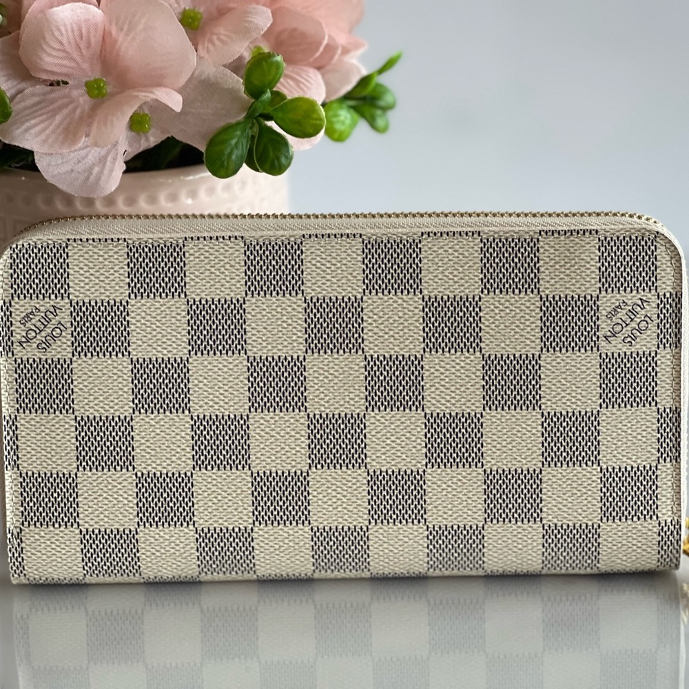 🆕 🤍NEW AUTHENTIC Louis Vuitton Damier Azur Zippy Wallet